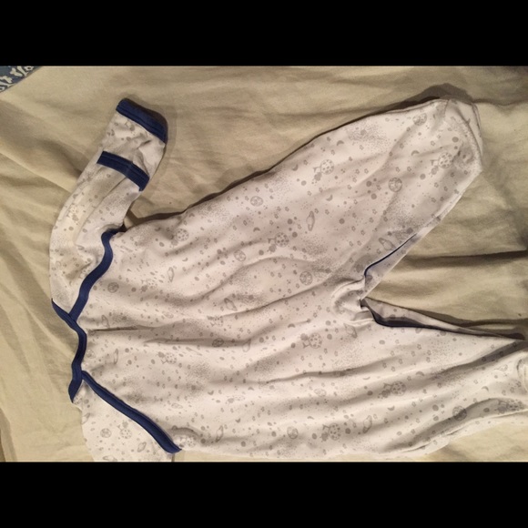 Onesies - Picture 5 of 5